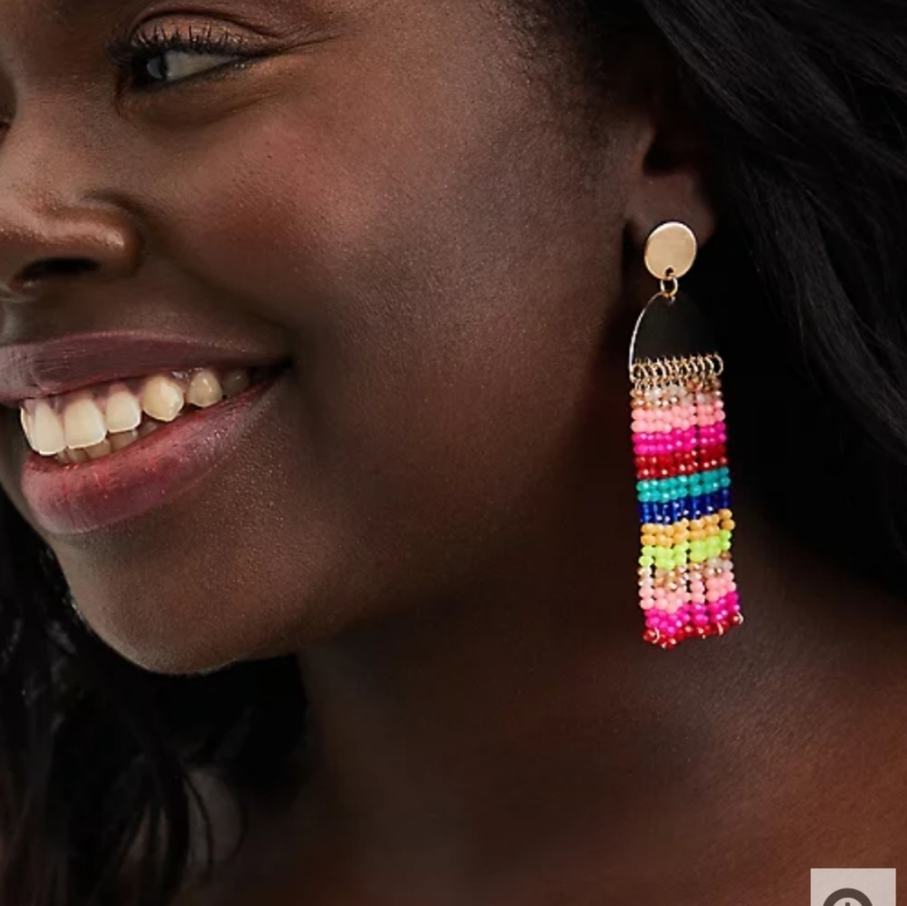 🌈 🆕RAINBOW COLORED HANGING BEAD EARRING